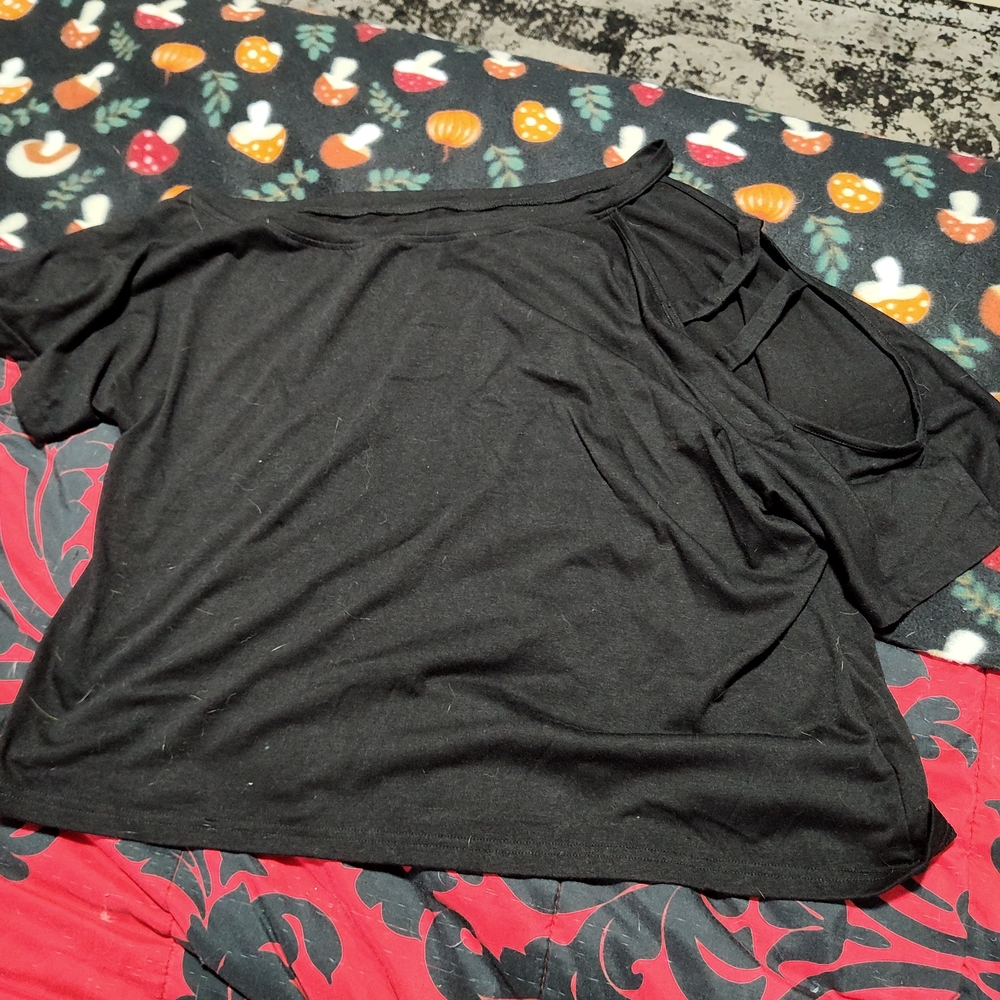 Women's Black Off-Shoulder Top
